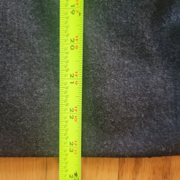 Talbots Petites 8P Grey Wool Pencil Skirt For Women - Picture 4 of 4